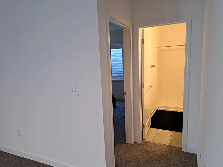 429 Savannah Dr NE #1 — Photo 9
