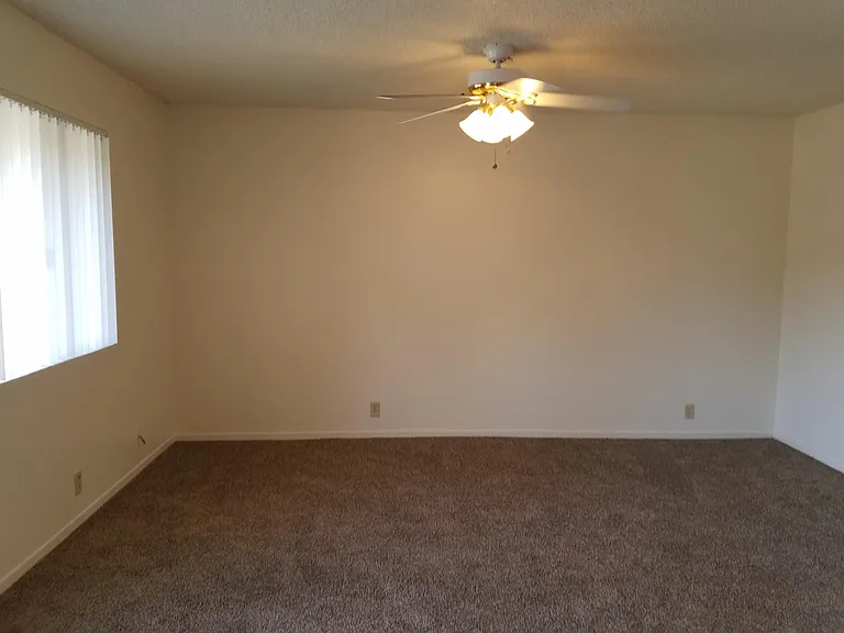 Orange Grove Apartments — Photo 8
