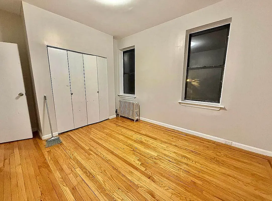 188 Parkside Avenue — Photo 4