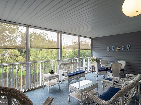 2nd image of 50 Wilmington Ave #101