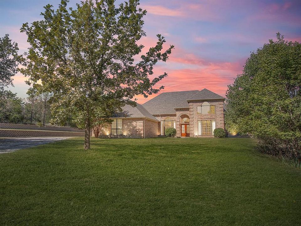 1st image of 709 W Pradera Ct