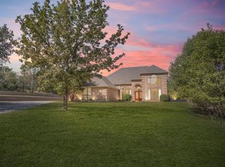 709 W Pradera Ct, Fort Worth, TX 76108