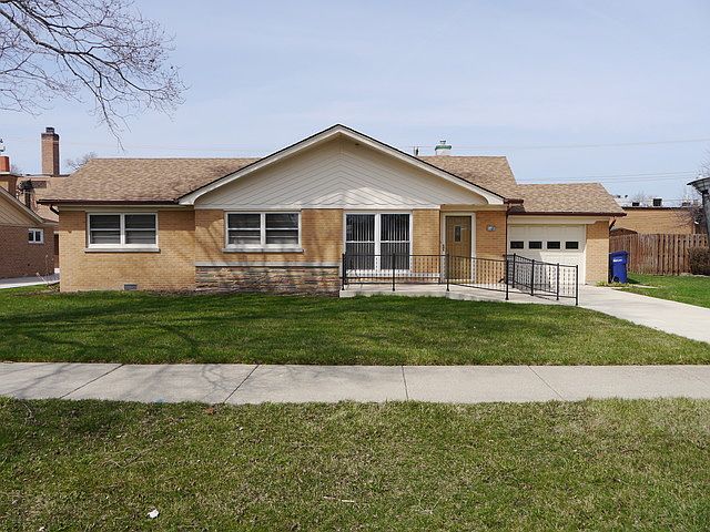 1st image of 6416 W 87th Pl