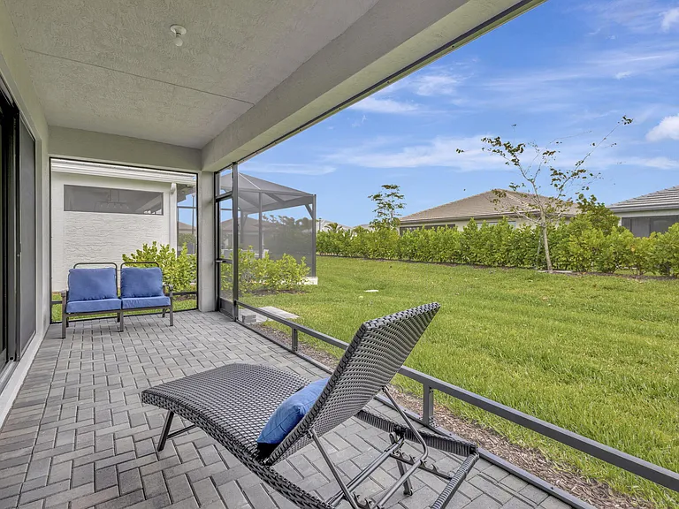 12557 SW Rain River Dr — Photo 12