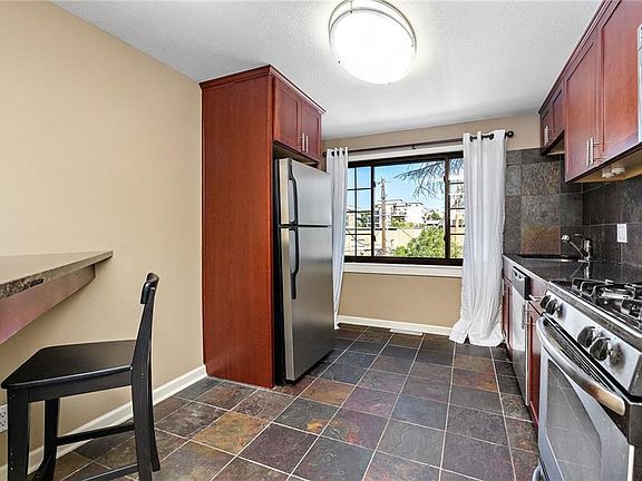 2nd image of 4533 Holly St #104