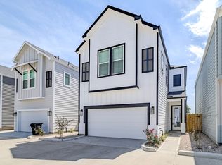 8120 Esther Acres Ln, Houston, TX 77088