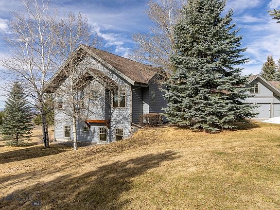 3rd image of 375 Summer Ridge Rd