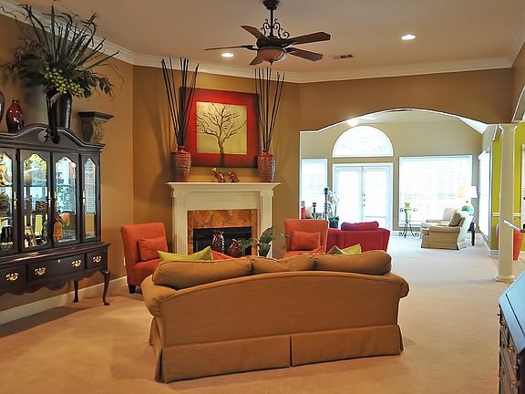 2nd image of 509 Southbridge Blvd