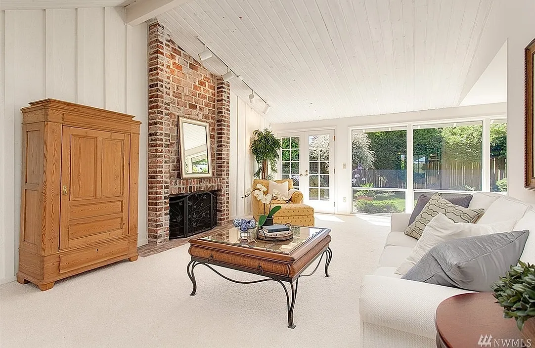 3 bed, 2.5 bath, 1930 sqft, $4,500 — Photo 3