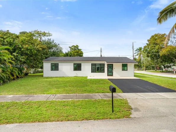 2401 SW 45th Ave, Fort Lauderdale, FL 33317
