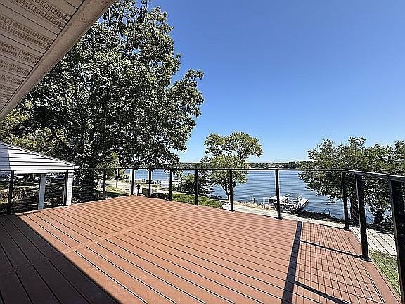 3rd image of 1061 N Lake Shore Dr