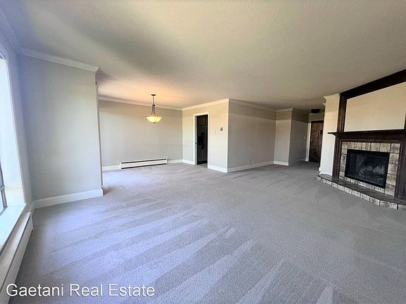 2nd image of 500 Poplar Ave APT 202