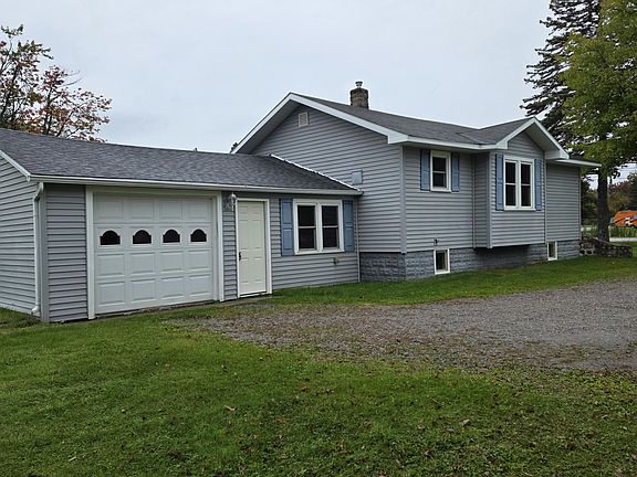 3rd image of 2337 Werth Rd