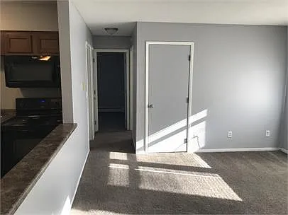 EastBrook Apartments (4151 E University) — Photo 3