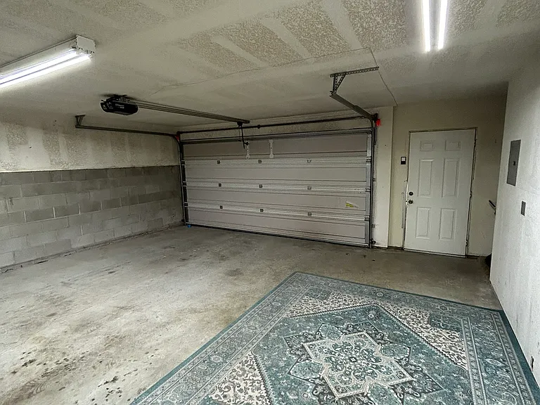 2324-28 W Jewett St #2330 — Photo 25