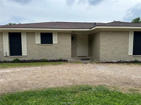 710 Frank St, Navasota, TX 77868