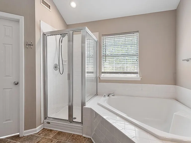 209 Trailview Dr — Photo 19