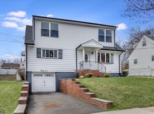 32 Huemmer Ter, Clifton, NJ 07013