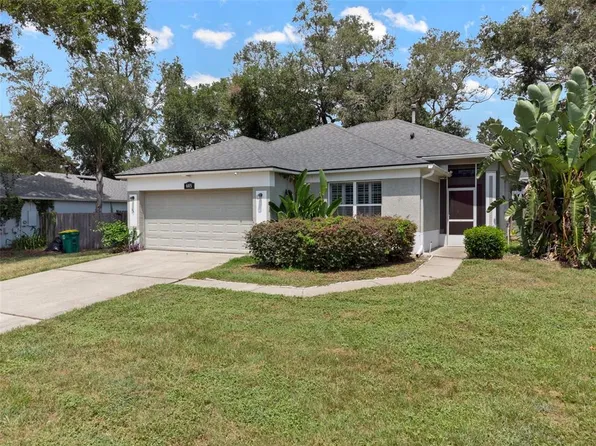 605 John Thomas Ave, Deland, FL 32724