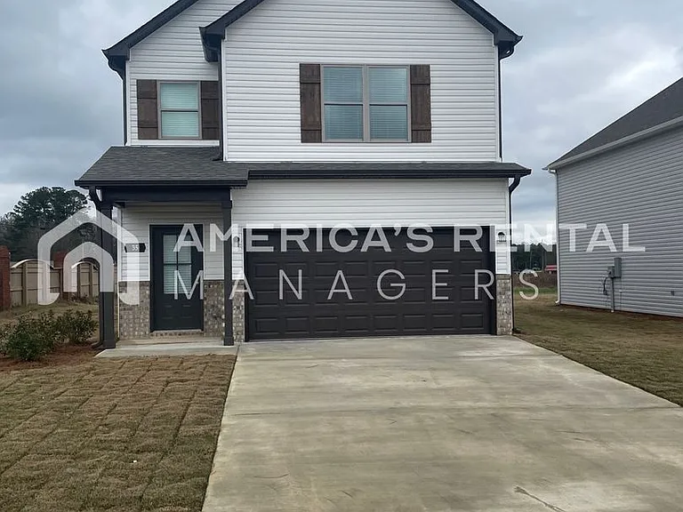 35 Coleman Ln — Photo 2