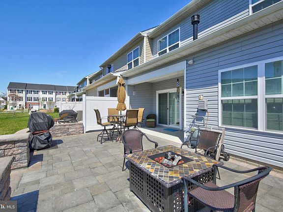 4th image of 20429 Ashville Dr