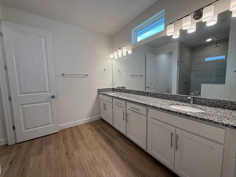 47 La Mancha Dr — Photo 23