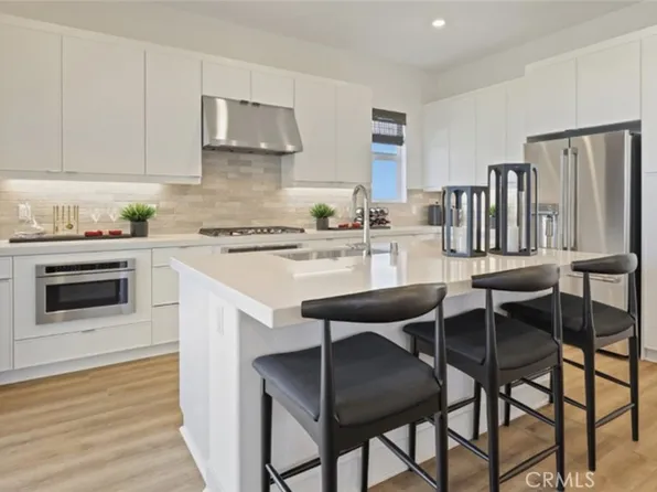 300 Junco, Irvine, CA 92618