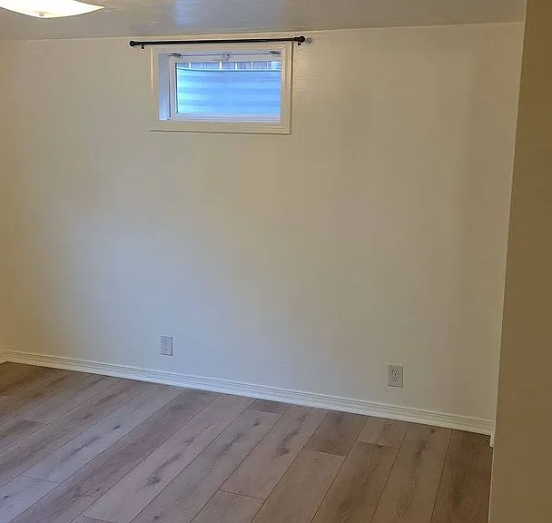 151 E Maple St — Photo 10
