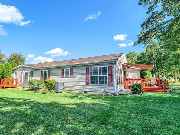 218 Burning Tree Ct, Mays Landing, NJ 08330