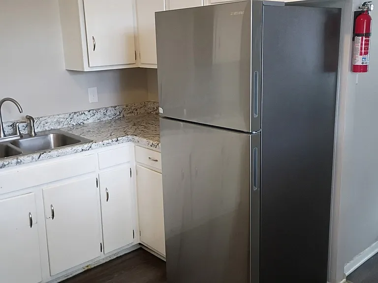 2527 Washington Pike #D6 — Photo 3