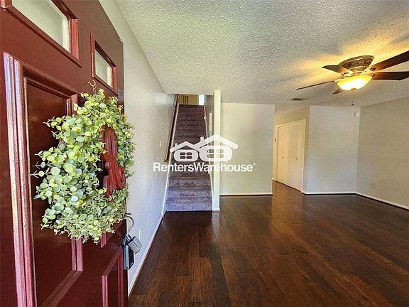 3rd image of 17742 Kings Park Ln