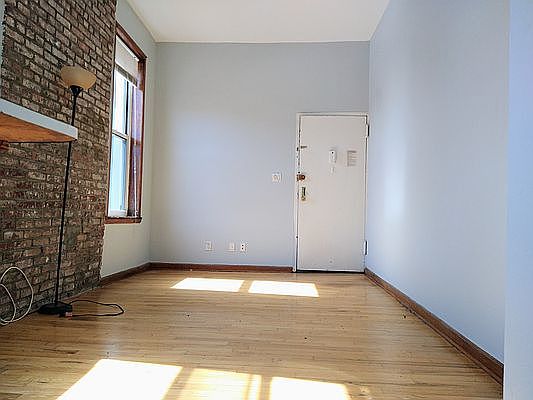 2nd image of 31-36 30th St #4