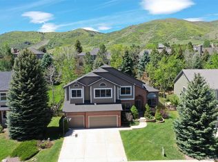 8 White Birch, Littleton, CO 80127