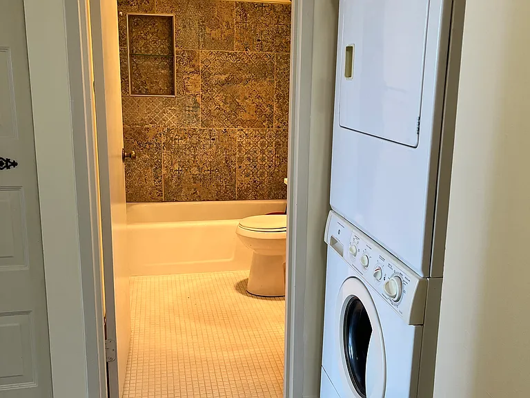 2300 Pimmit Dr #1218 — Photo 11