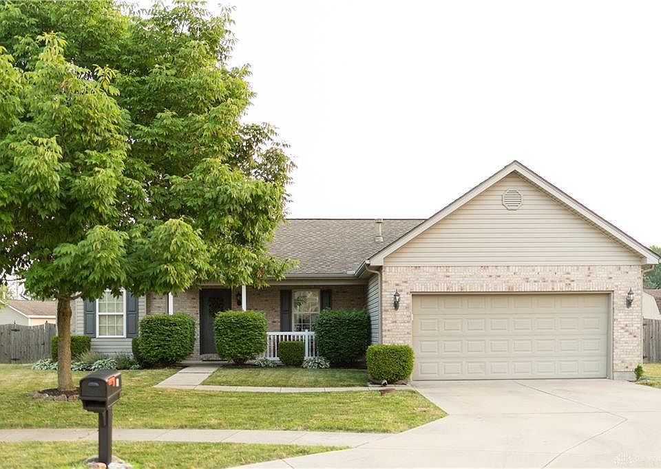 1st image of 13 Larry Ct