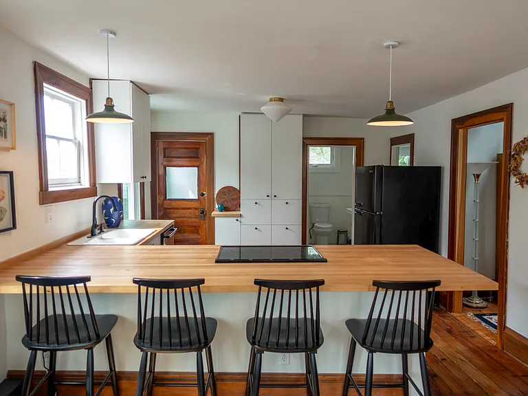 30 Royal St #2 — Photo 3