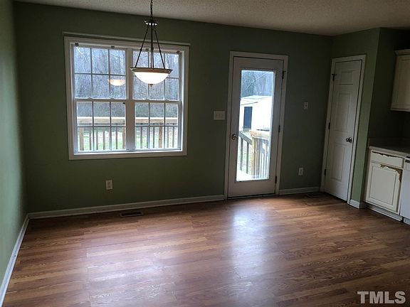 4th image of 54 Briarwood Ln