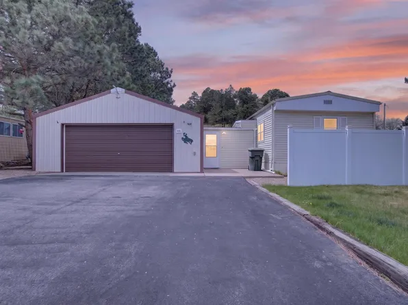 3211 Vanocker Dr, Sturgis, SD 57785