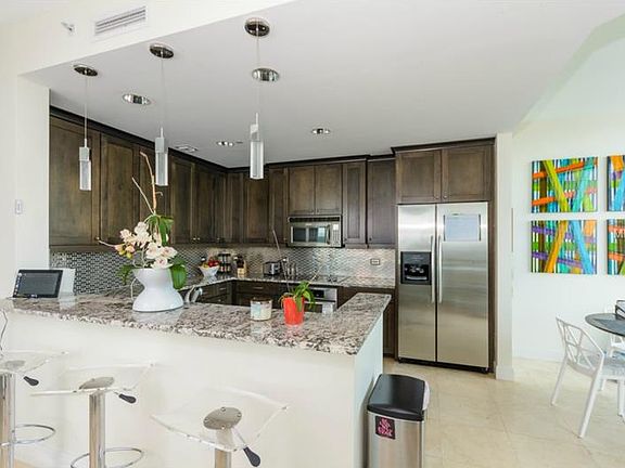 5th image of 450 Knights Run Ave Unit 1502