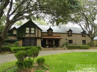 1209 Shady Ln, Hondo, TX 78861