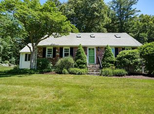 42 Ball St, Northborough, MA 01532