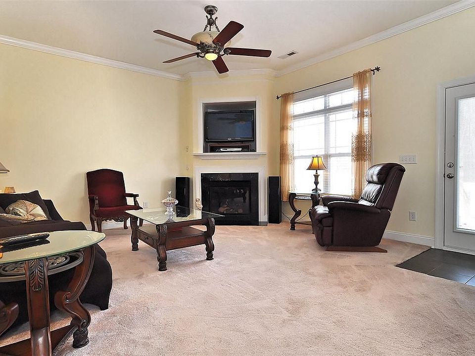 2nd image of 1407 Belmont Stakes Ave