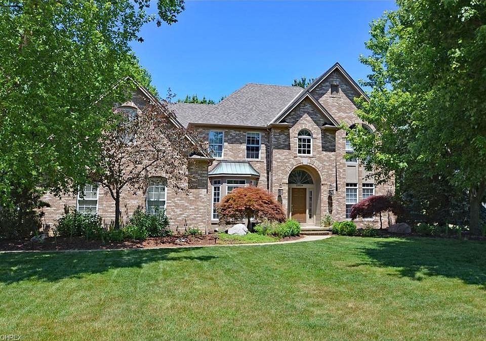 1st image of 29304 Regency Cir
