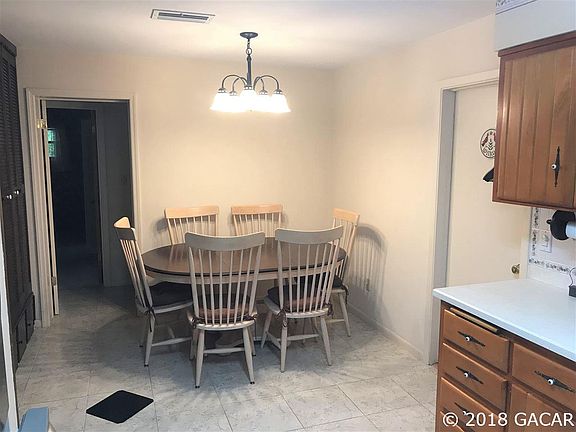 4th image of 3703 NW 22nd Pl