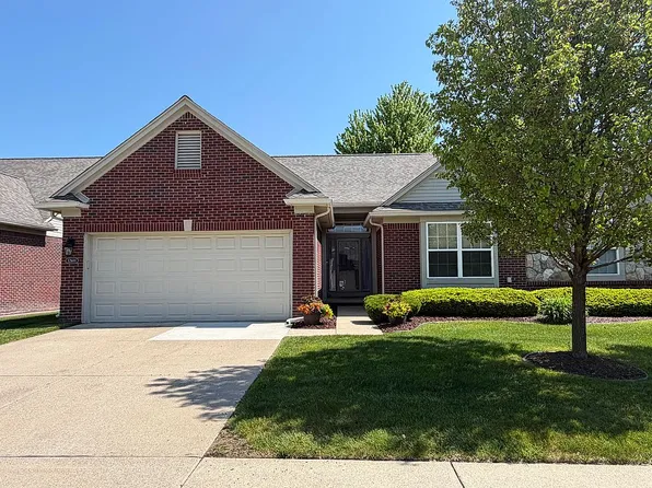 52688 Sable Dr #16, Macomb, MI 48042