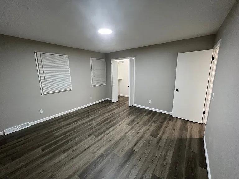 2951 Traceway Dr — Photo 3