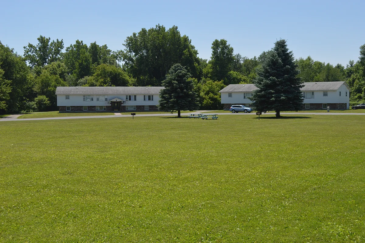 Building Photo - 21577 Heather Acres Dr #10B