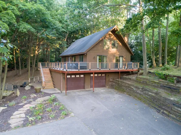 19 S 168th Ave, Holland, MI 49424