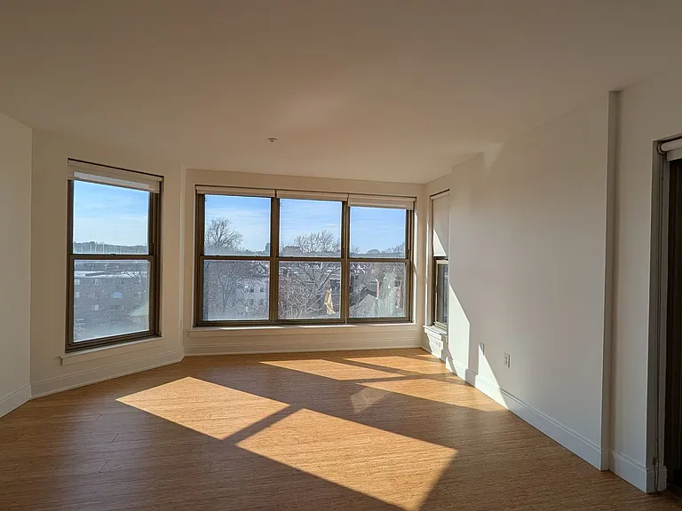 30 Malvern St #521 — Photo 3