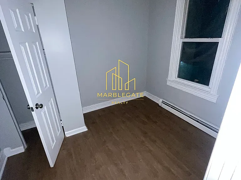 65 Hudson St #11 — Photo 4